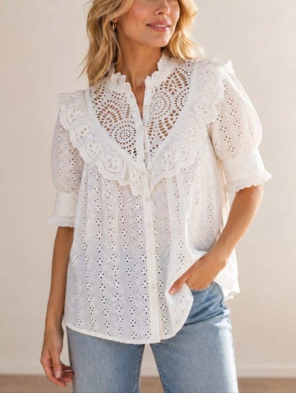 Love the Label Cream Eyelet Ruffle Puff Sleeve Blouse -Size L